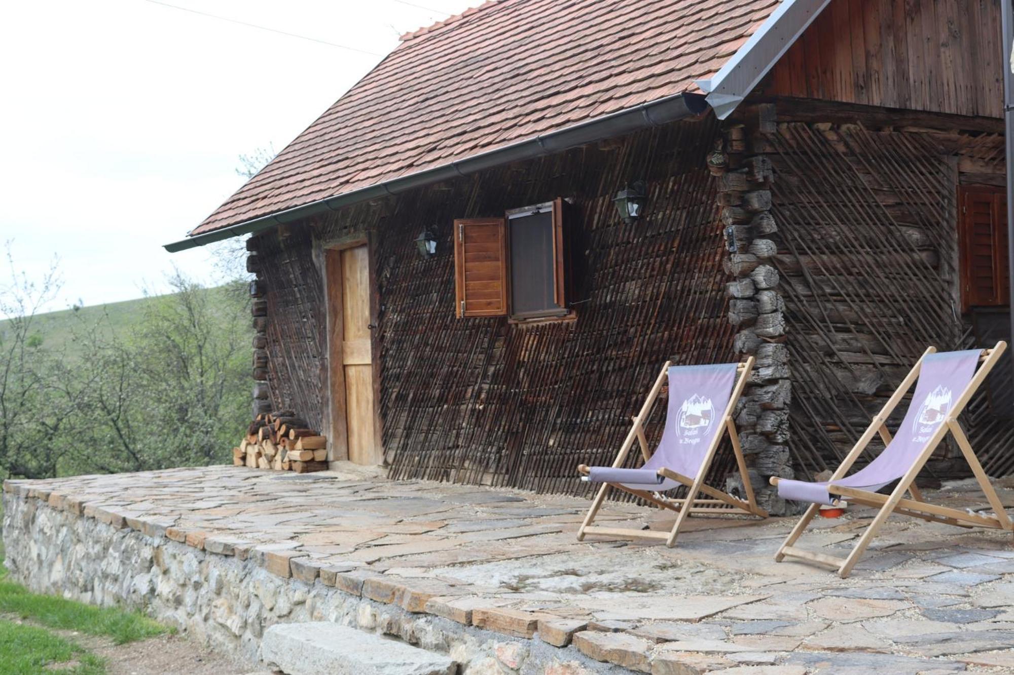 Salas U Bregu In Cheile Carasului Crasova Dış mekan fotoğraf